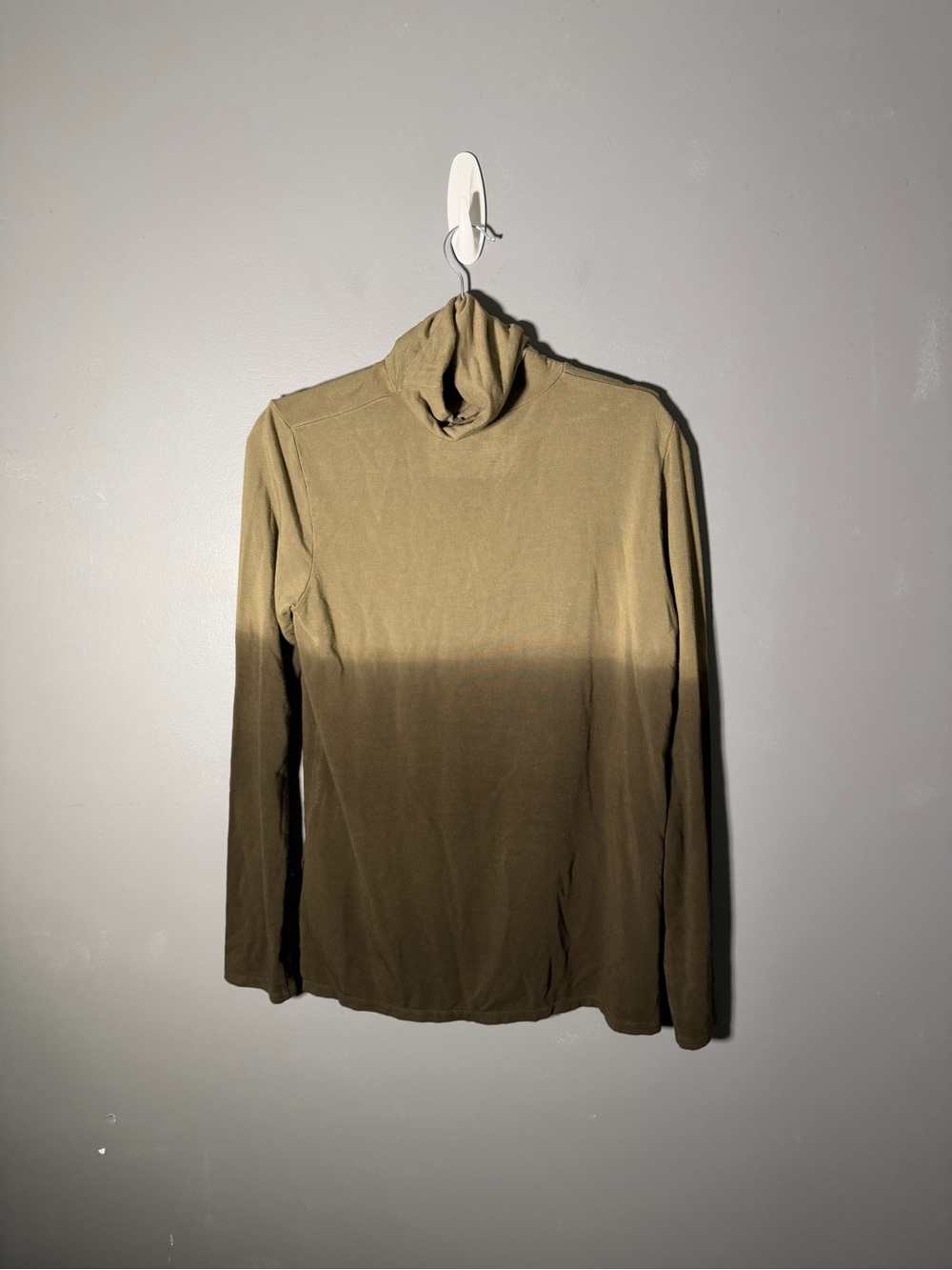 Majestic Filatures Deluxe Teeshirt Ombré Turtleneck Size Medium